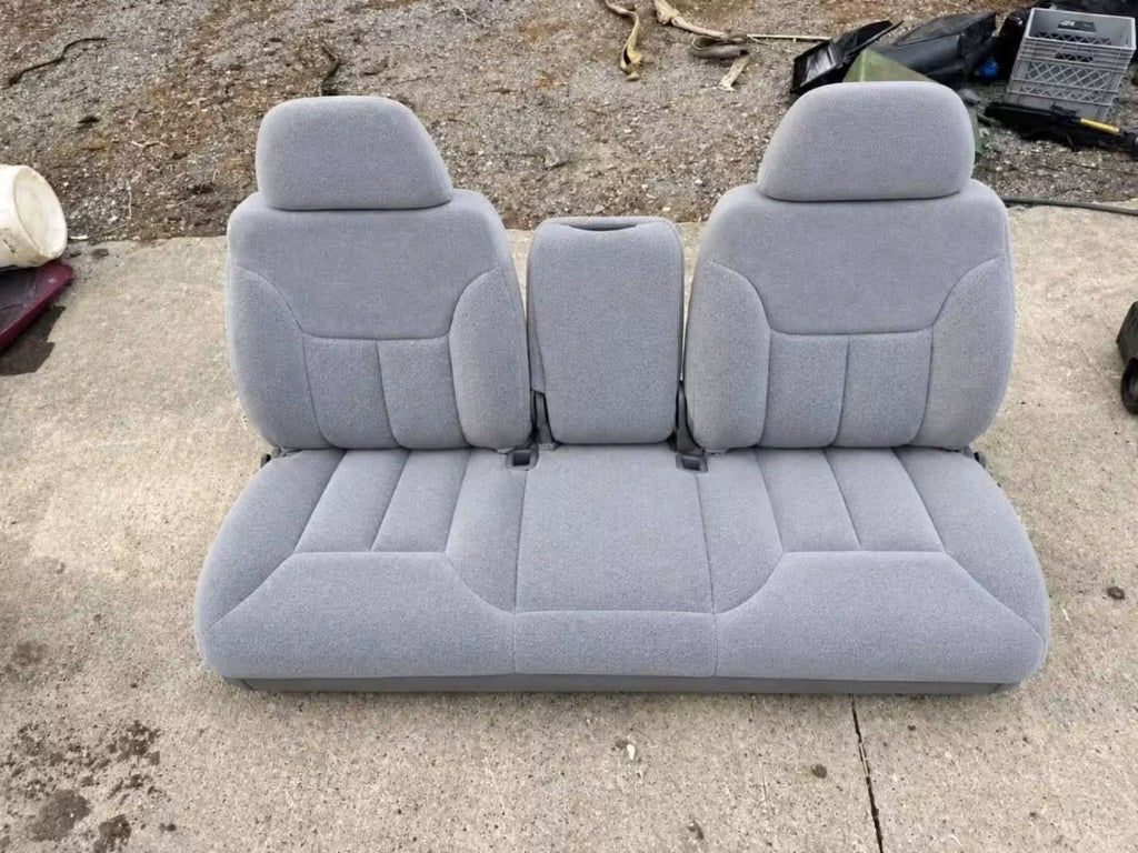 Front Bench Seat - 95-99 Chevy/GMC OBS/GMT400 (Gray Cloth)